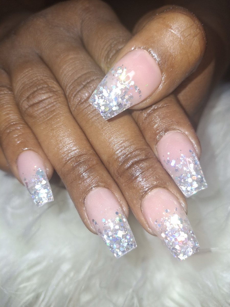 Soft-pink coffin nails with silver glitter ombré tips